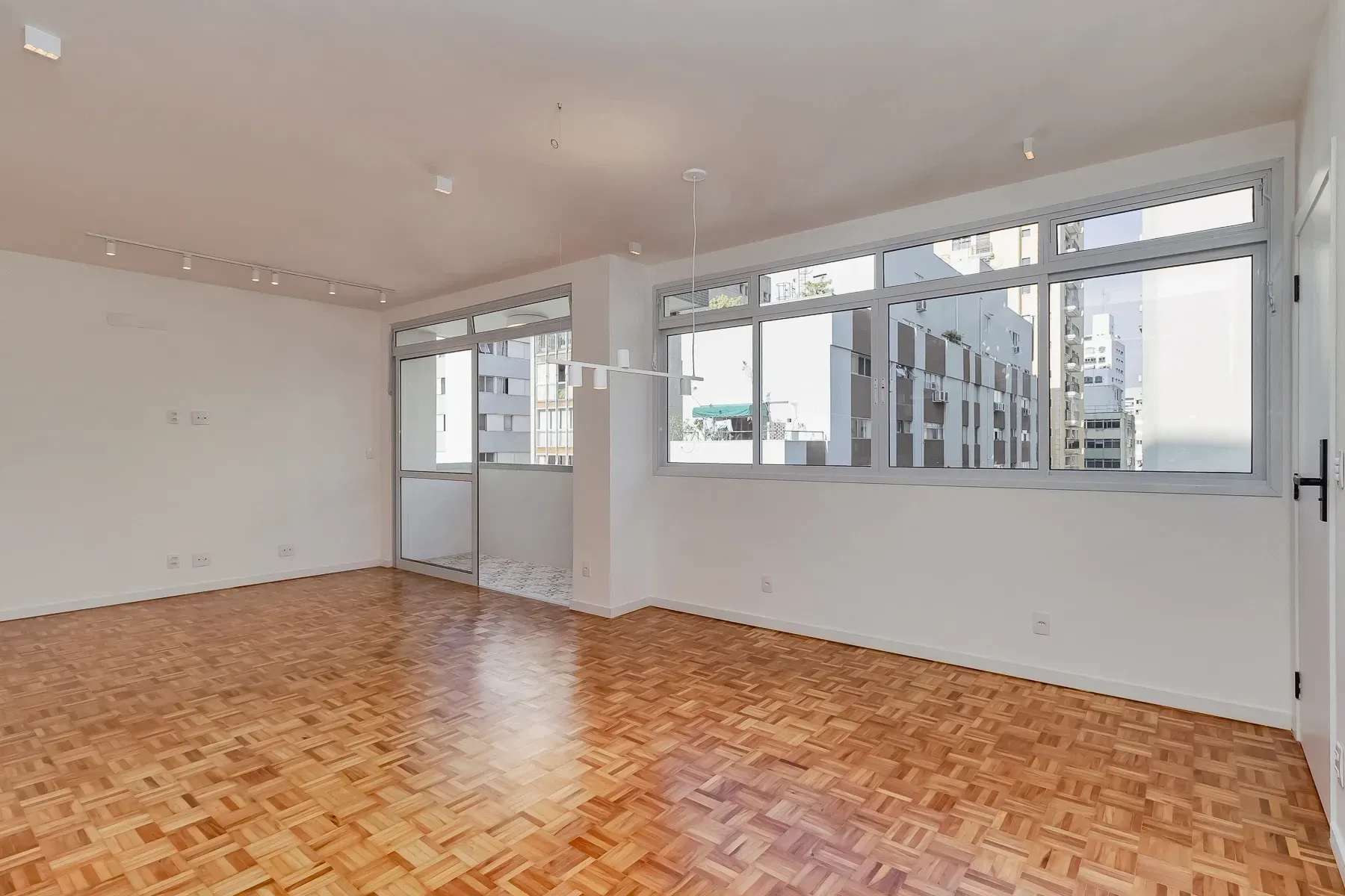 Imagem Apartamento com 2 Quartos à Venda, 107,4 m² em Jardim Paulista - São Paulo