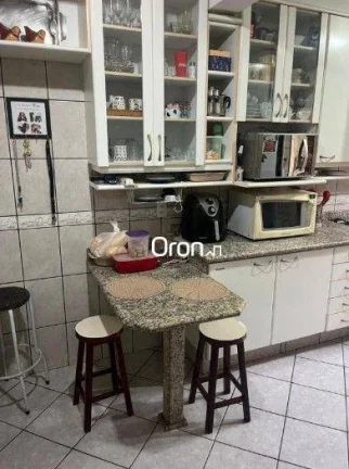 Imagem Sobrado à venda, 202 m² por R$ 850.000,00 - Setor Nova Suiça - Goiânia/GO