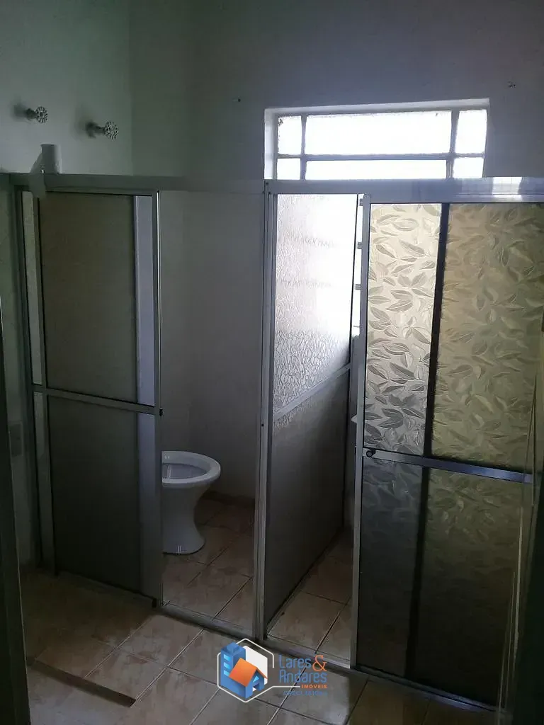 Imagem Sobrado para venda em Vila Mazzei com 7 quartos, 324m²