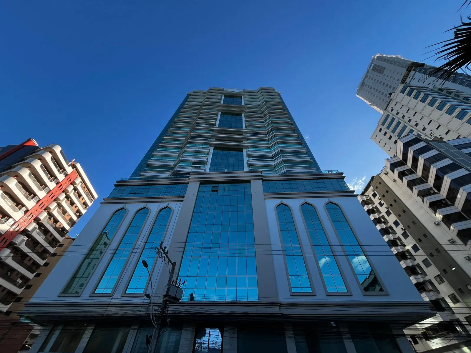 Foto do imóvel Apartamento à venda com 248m2 por R$ 6.490.000,00