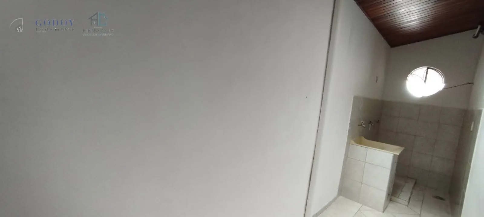 Imagem CASA OTIMA NO ESPLANADA SANTA TEREZINHA EM TAUBATE