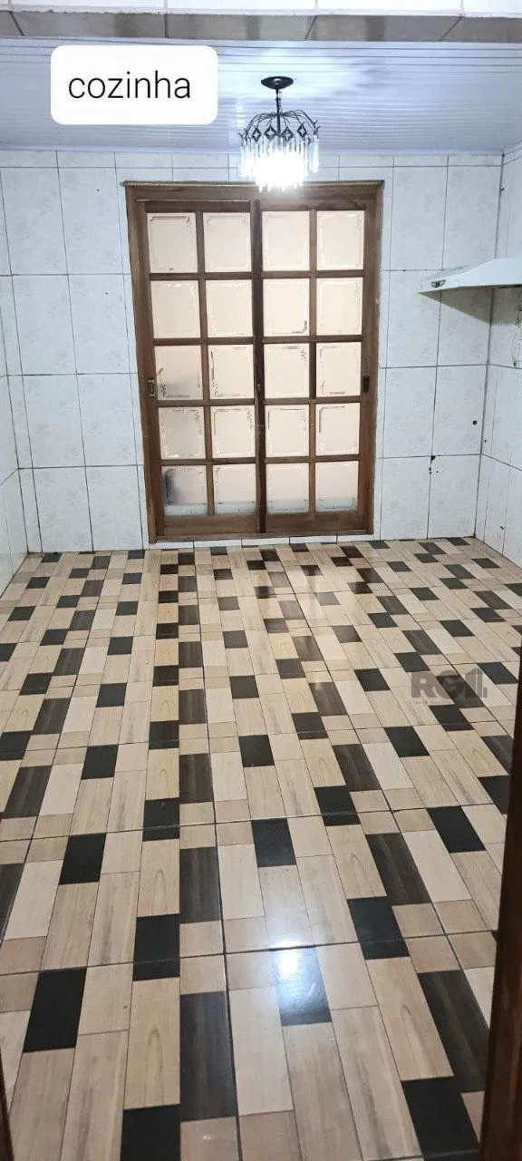 Imagem Casa 2 dormitórios, 1 suíte, vaga de garagem, Bairro Nova Cachoeirinha