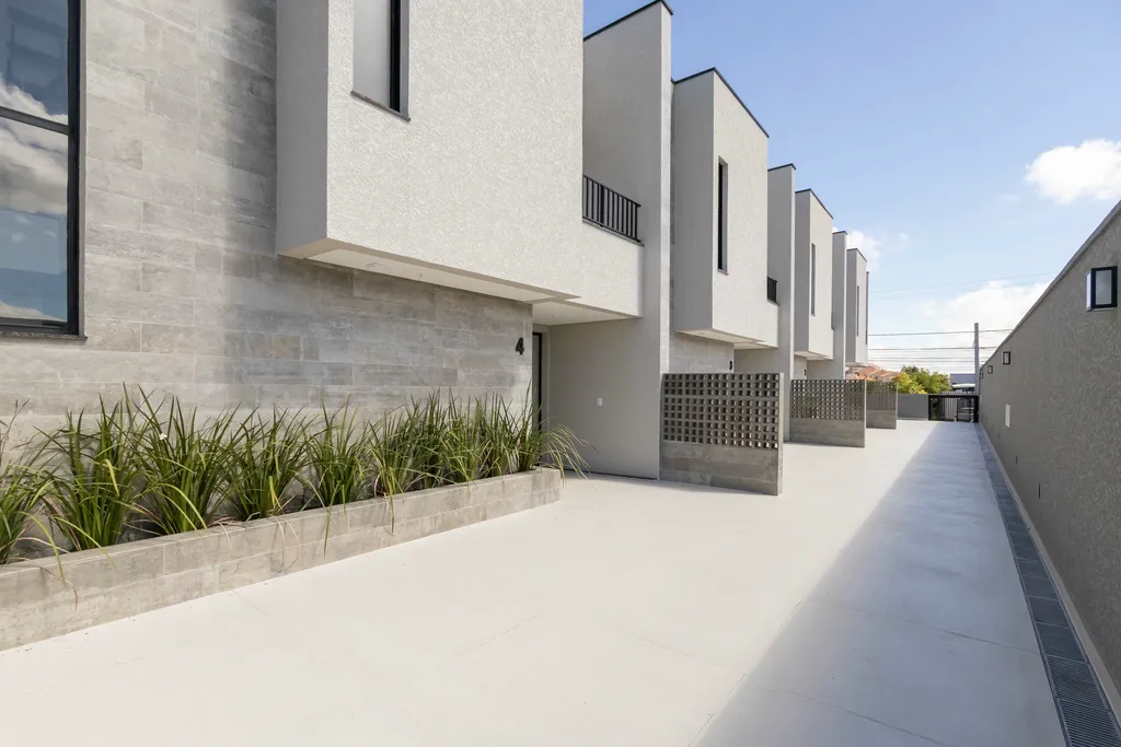 Imagem CASA RESIDENCIAL em Curitiba - PR, São Braz