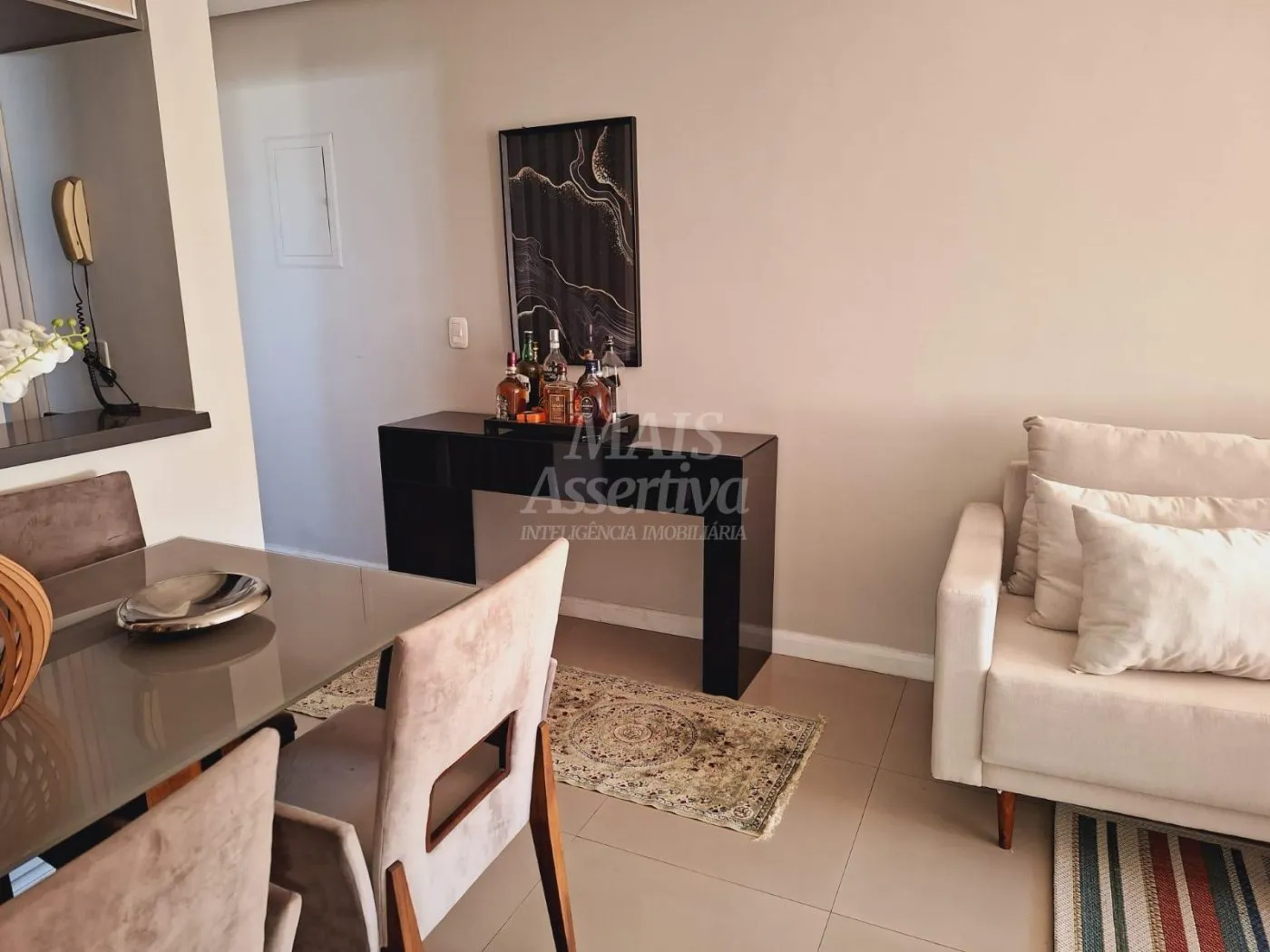 Imagem Ótimo apartamento semi-mobiliado a venda em Cristo Redentor-Porto Alegre/RS