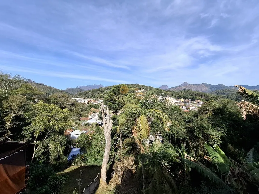 Imagem Casa para Venda em Teresópolis / RJ no bairro Cascata do Imbuí