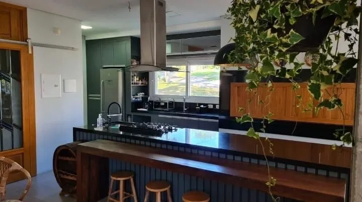 Imagem Casa com 5 quartos em condomínio fechado na Cidade de Canela/RS
