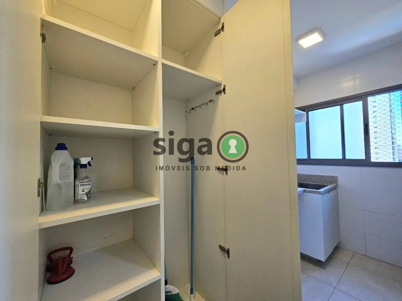 Imagem Apartamento à venda - 192 m², 3 suítes, 4 vagas - Campo Belo - São Paulo/SP