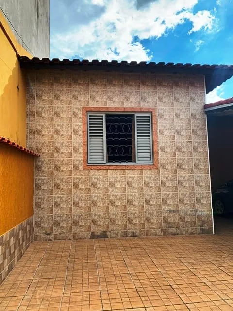 Imagem Casa à venda 3 Quartos, 1 Suite, 4 Vagas, 250M², Residencial e Comercial Cidade Morumbi, Pindamonhangaba - SP