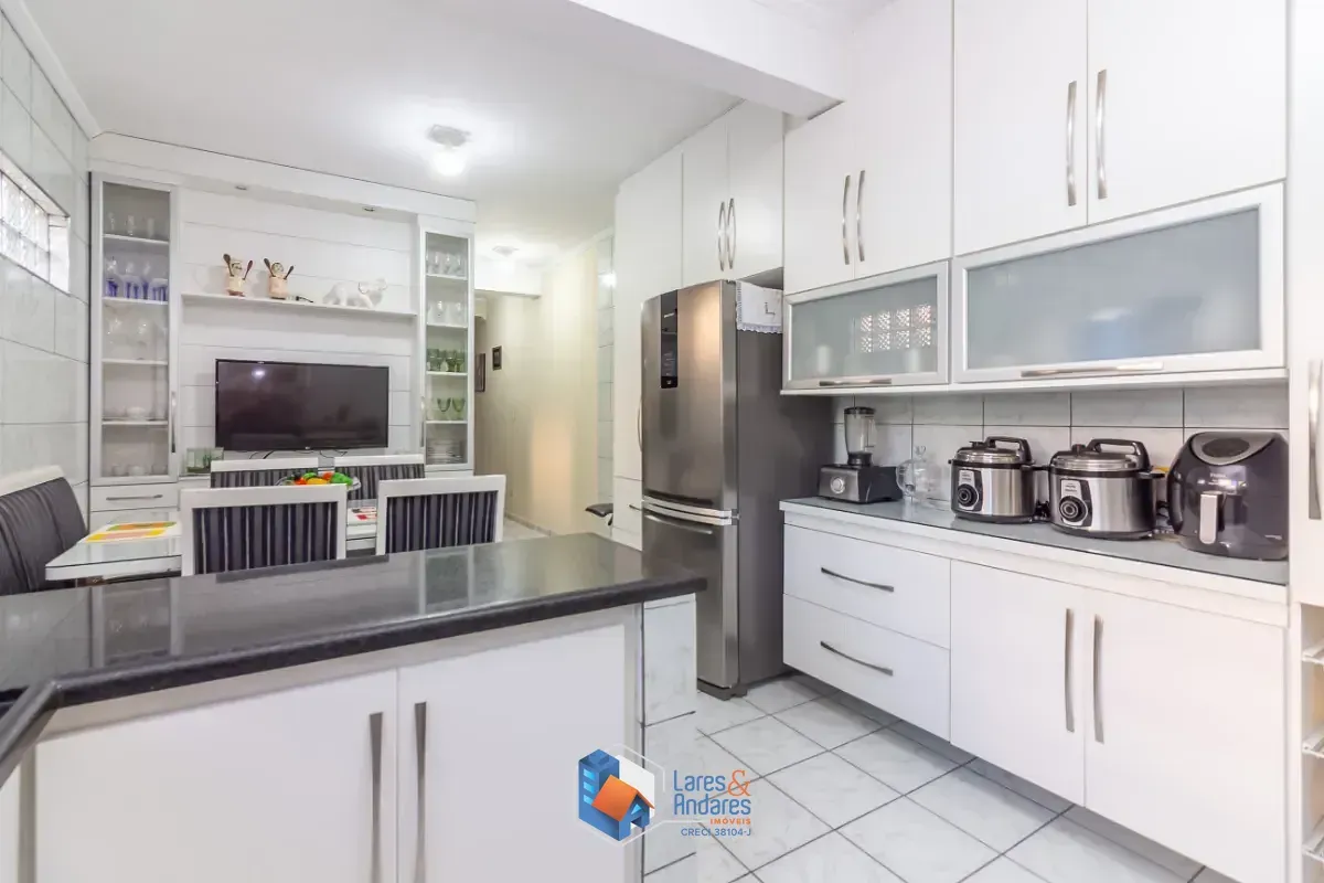 Imagem Sobrado para venda em Chácara São João com 3 quartos, sendo 1 suíte, 150m²