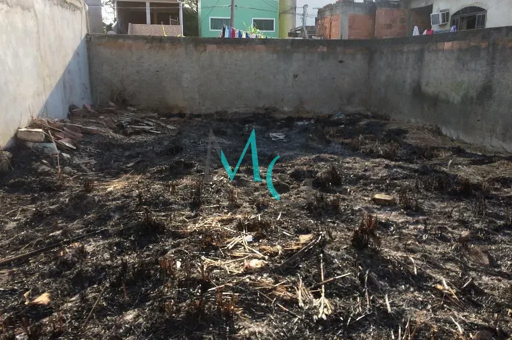 Imagem Terreno à venda, 126 m² por R$ 85.000 - Campo Grande - Rio de Janeiro/RJ