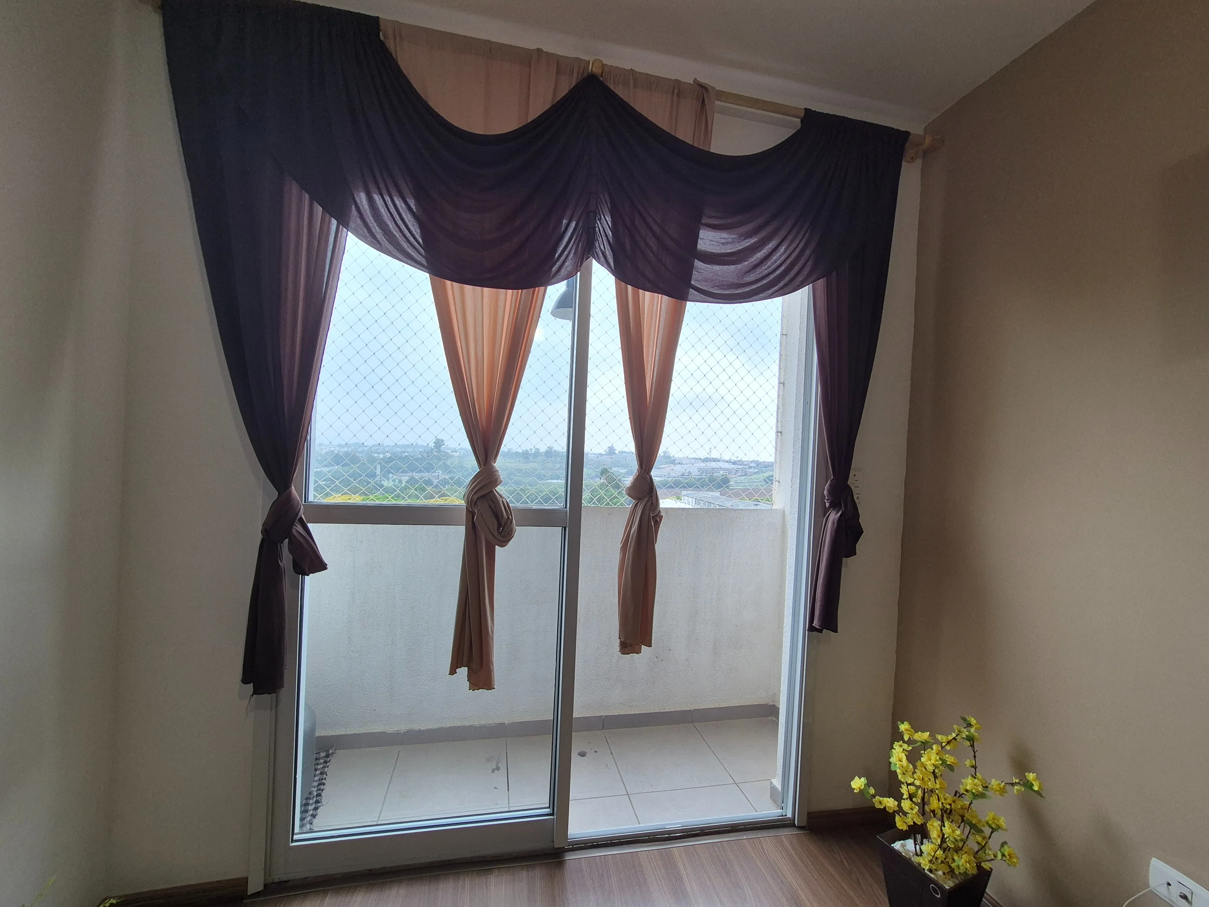 Imagem Apartamento à venda no Jardim São Carlos, Sorocaba, 51 m², 2 dormitórios, varanda, andar alto, vista livre, lazer completo e próximo ao Campolim