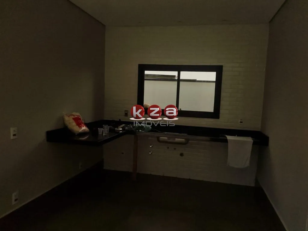 Imagem Imperdível oportunidade: Casa com piscina em condomínio à venda em Valinhos-SP, 3 suítes, 2 salas, 5 banheiros, 4 vagas, 185m².