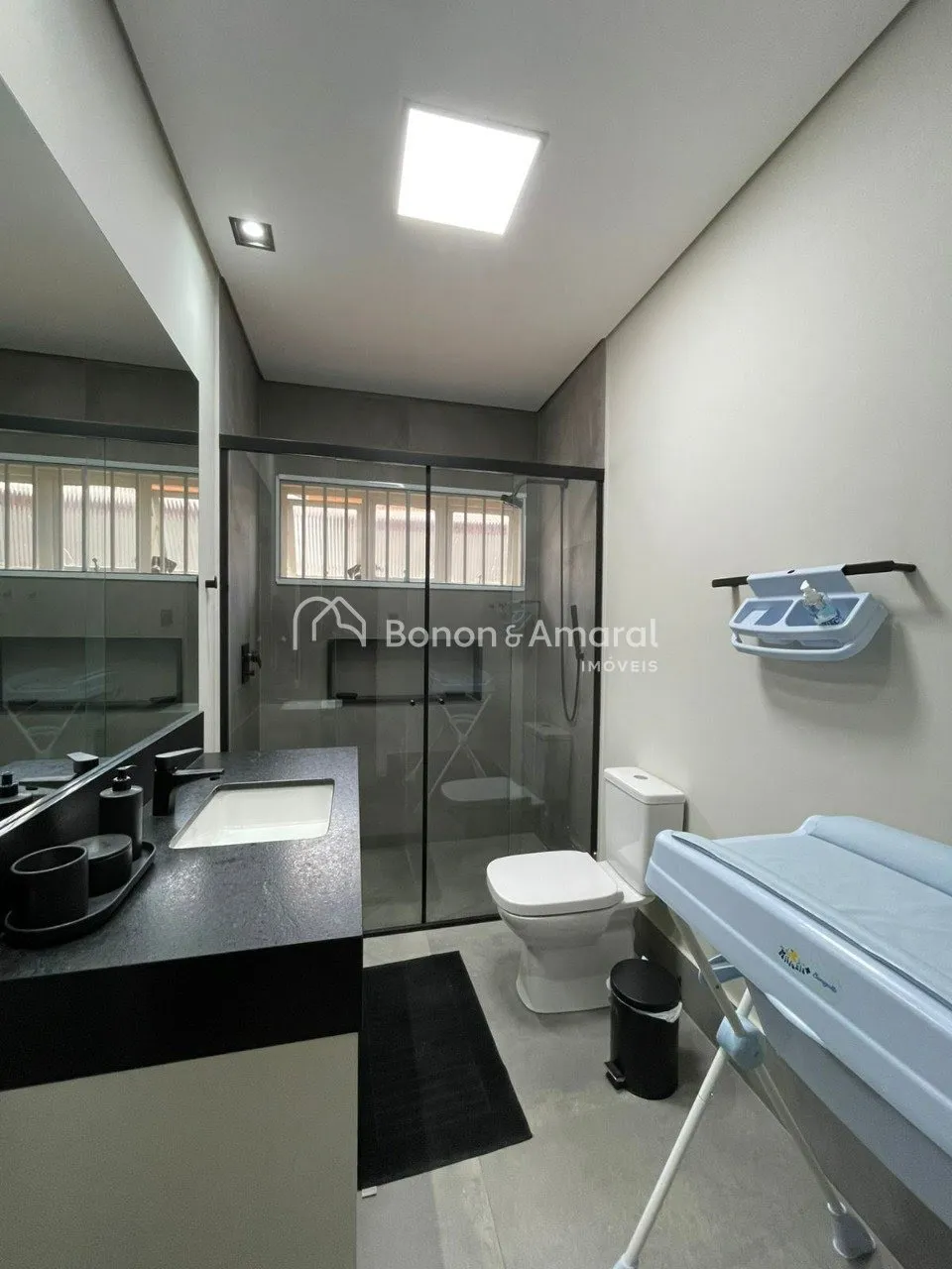 Imagem Casa em bolsão com portaria, 4 quartos, 357 m² à venda no Jardim das Paineiras, Campinas/SP
