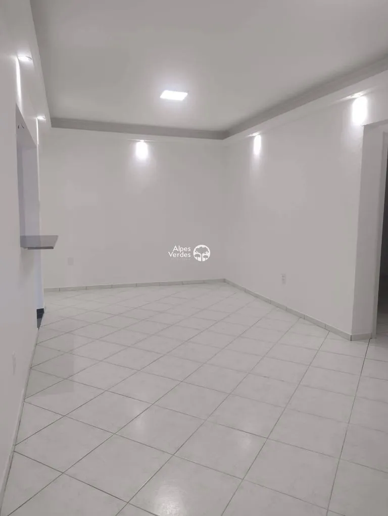 Imagem Vende-se apto no centro de Taquara-2 Quartos- R$340.000,00