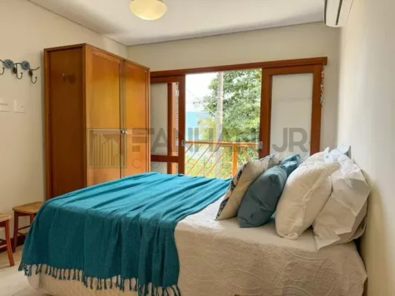 Imagem Apartamento à venda em Ilhabela-SP, no bairro Curral: 1 quarto, 1 suíte, 3 salas, 2 banheiros, 1 vaga, 40m² de área.