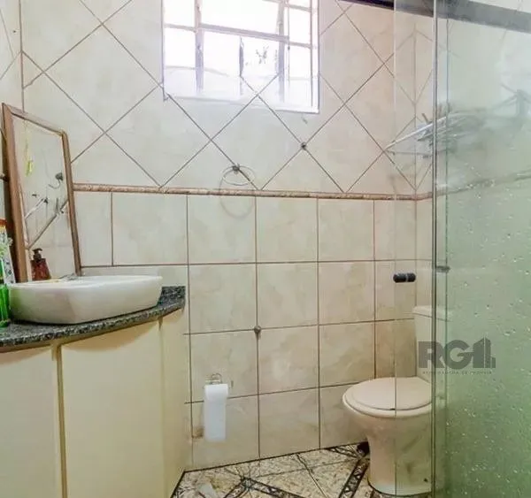 Imagem Casa sobrado no Partenon de 4 dormitórios e 2 vagas