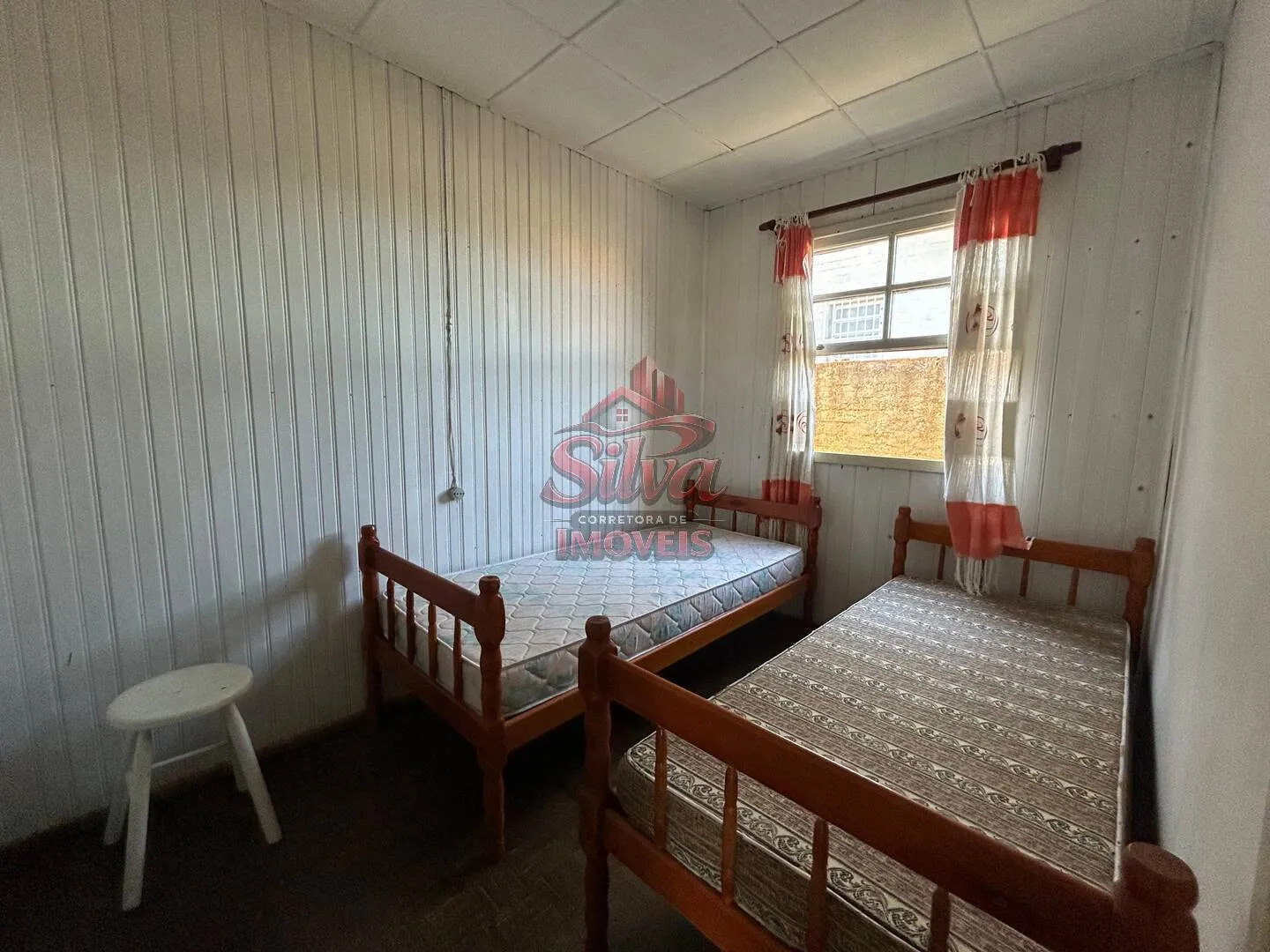 Imagem Casa 2 dormitórios a 300m do mar com pátio cercado