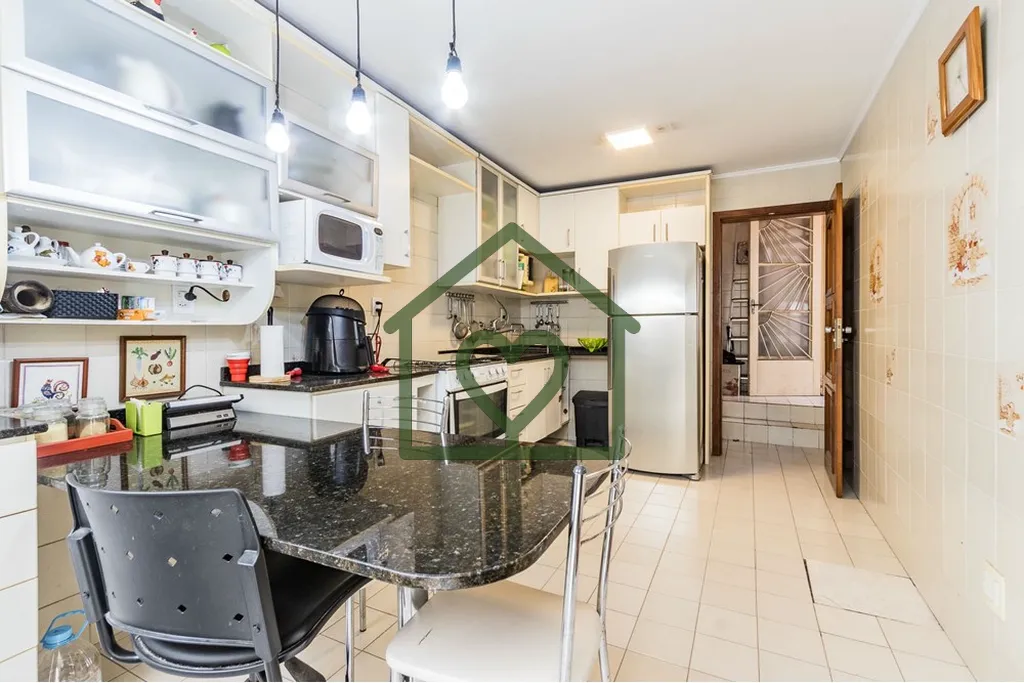 Imagem *O Lar Perfeito para Sua Família no Bairro Medianeira, Porto Alegre!* 
 
Descubra uma propriedade e...
