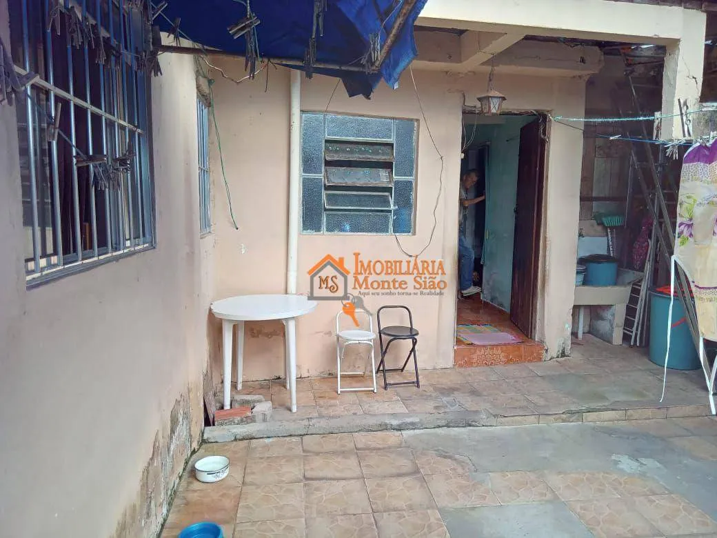Imagem Sobrado com 6 dormitórios à venda, 200 m² por R$ 371.000,00 - Jardim São Domingos - Guarulhos/SP