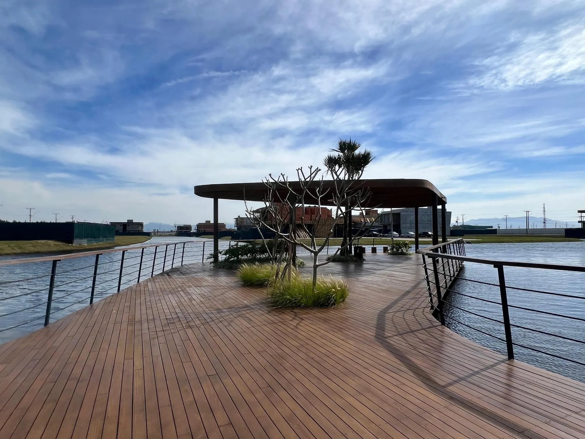 Imagem Lote molhado a venda no condomínio Zen Resort Concept.