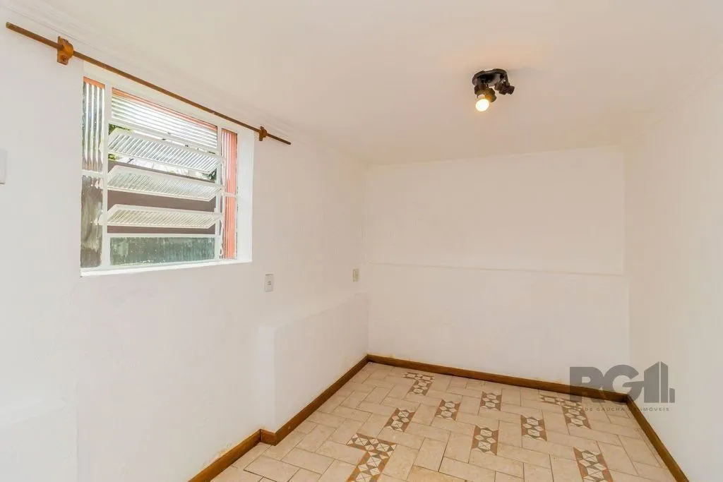 Imagem Casa de 4 dormitórios no bairro Espírito Santo