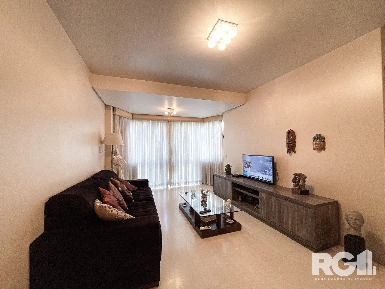 Imagem Apartamento 2D com suíte próximo a Praça da Encol.