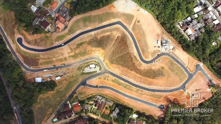 Foto do imóvel Terreno à venda, 350 m² por R$ 240.000,00 - Ermitage - Teresópolis/RJ