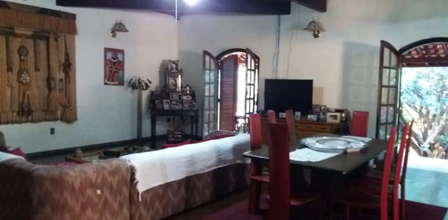 Imagem Chácara à venda 4 Quartos, 1 Suite, 350000M², Zona Rural, Cunha - SP