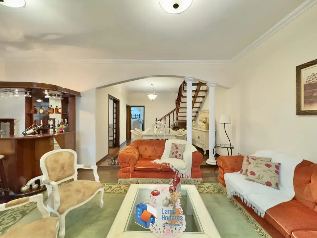 Imagem Sobrado para venda em Vila Constançia com 3 quartos, sendo 1 suíte, 300m²