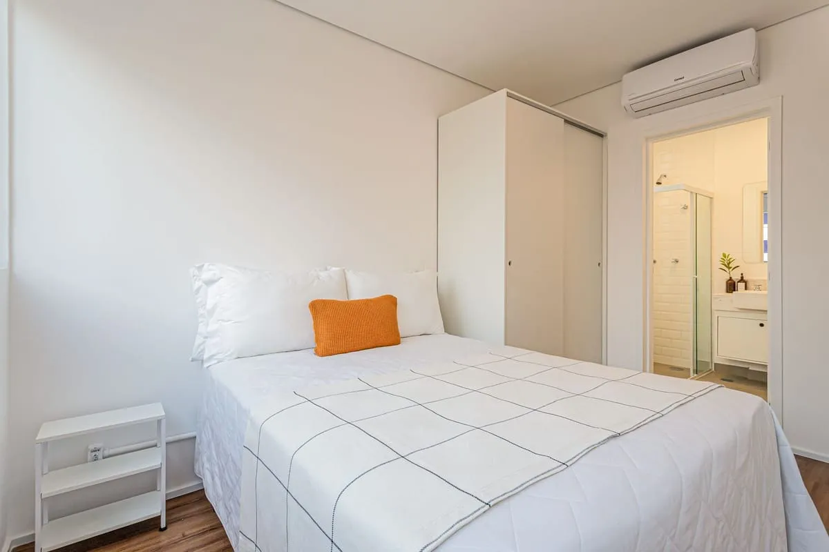 Imagem Apartamento com 1 Quarto para alugar, 45m² - Vila Madalena