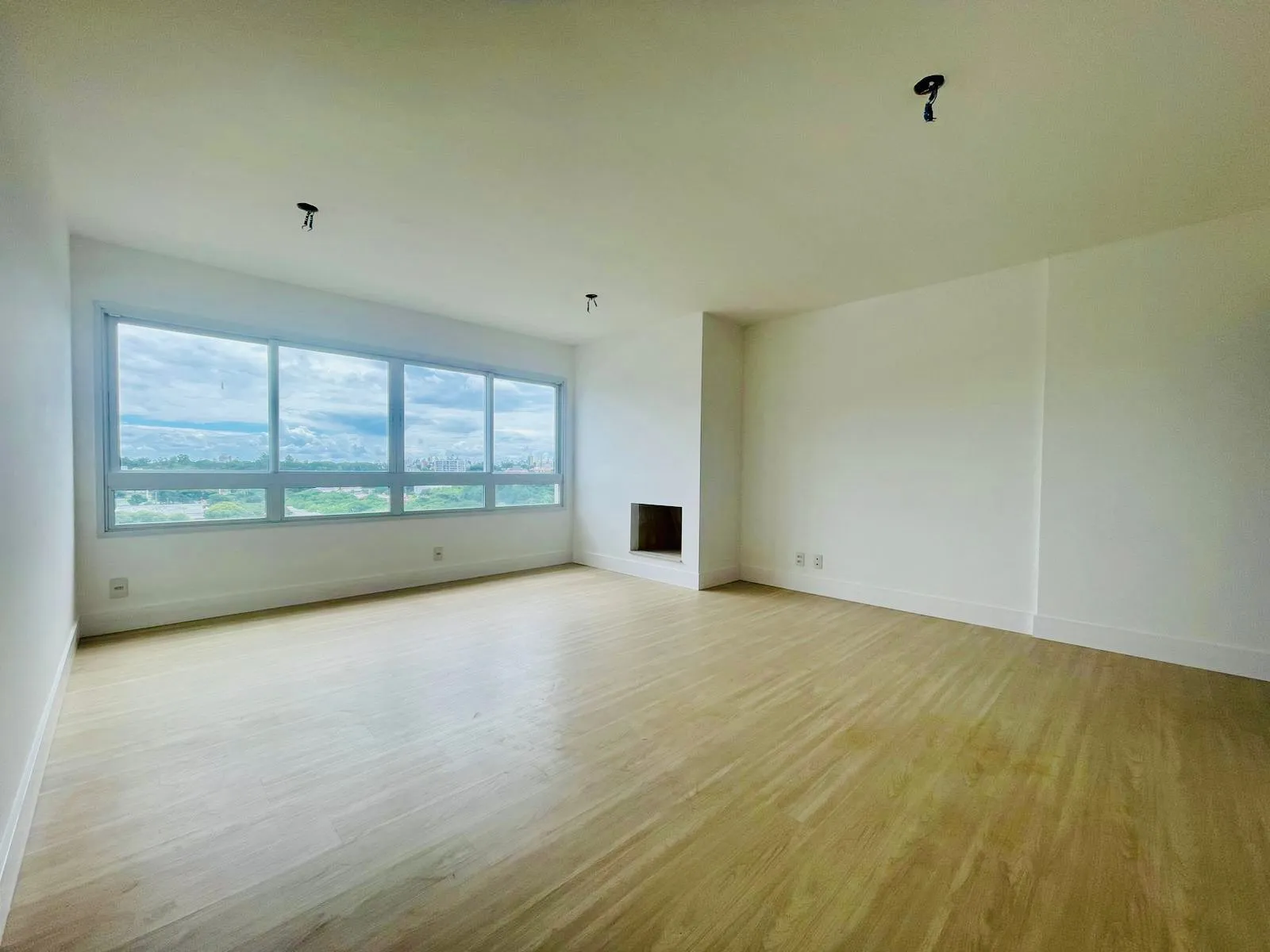 Imagem Apartamento com lareira, churrasqueira e 3 dormitórios no Central Park