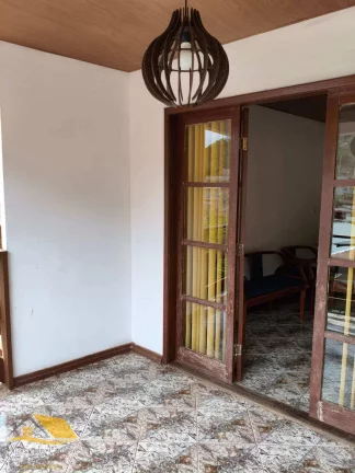 Imagem Casa à venda em Nova Friburgo, Nova Suíça, com 3 quartos, 128m2