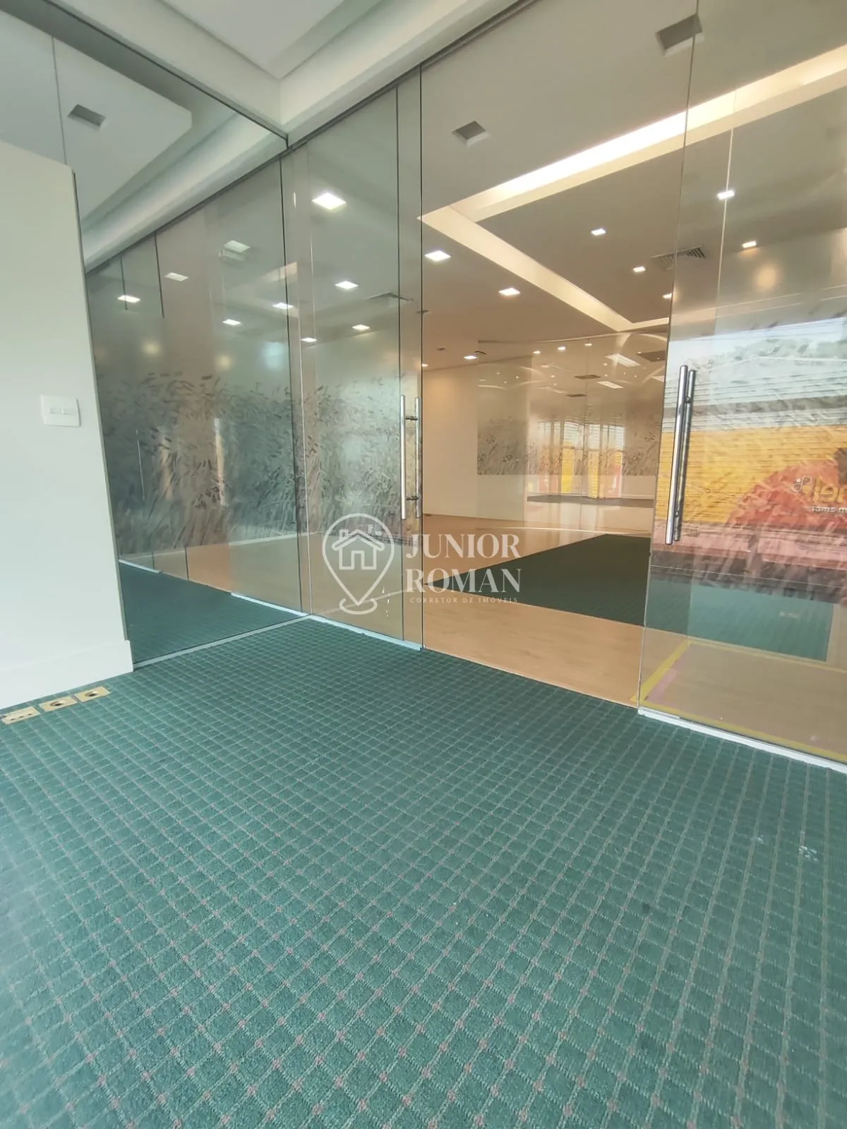 Foto do imóvel PRÉDIO COMERCIAL 2.579M² COM 35 VAGAS - EX AGÊNCIA BANCÁRIA EM SBC