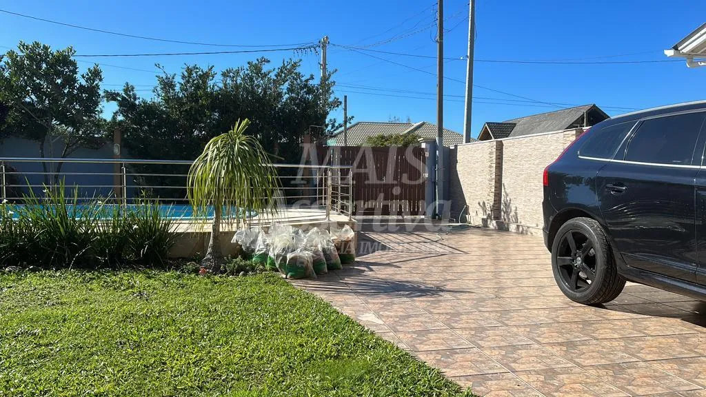 Imagem Ótima casa a venda localizada no Balneário Tramandaí Sul - Nova Tramandaí/RS.