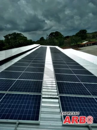 Imagem CASAL IMÓVEIS VENDE TRANSPORTADORA POSTO PRIVATIVO E USINA FOTOVOLTAICA