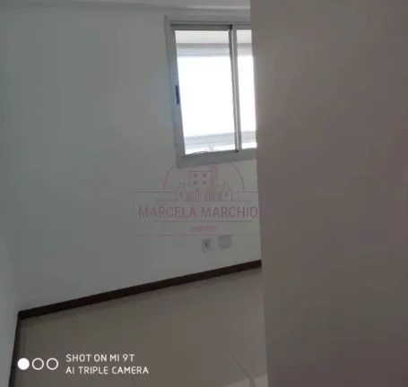 Imagem Apartamento Espetacular de Frente para o Mar em Itapuã