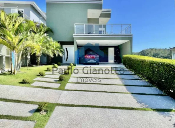 Foto do imóvel Casa à Venda no Village Los Angeles Granja Viana em Rua Pinheiros