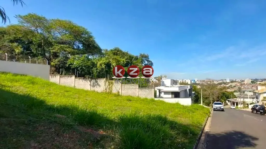 Imagem Terreno à venda em condomínio exclusivo em Valinhos-SP: 302,71 m² de puro luxo no Villaggio Fiorentino!