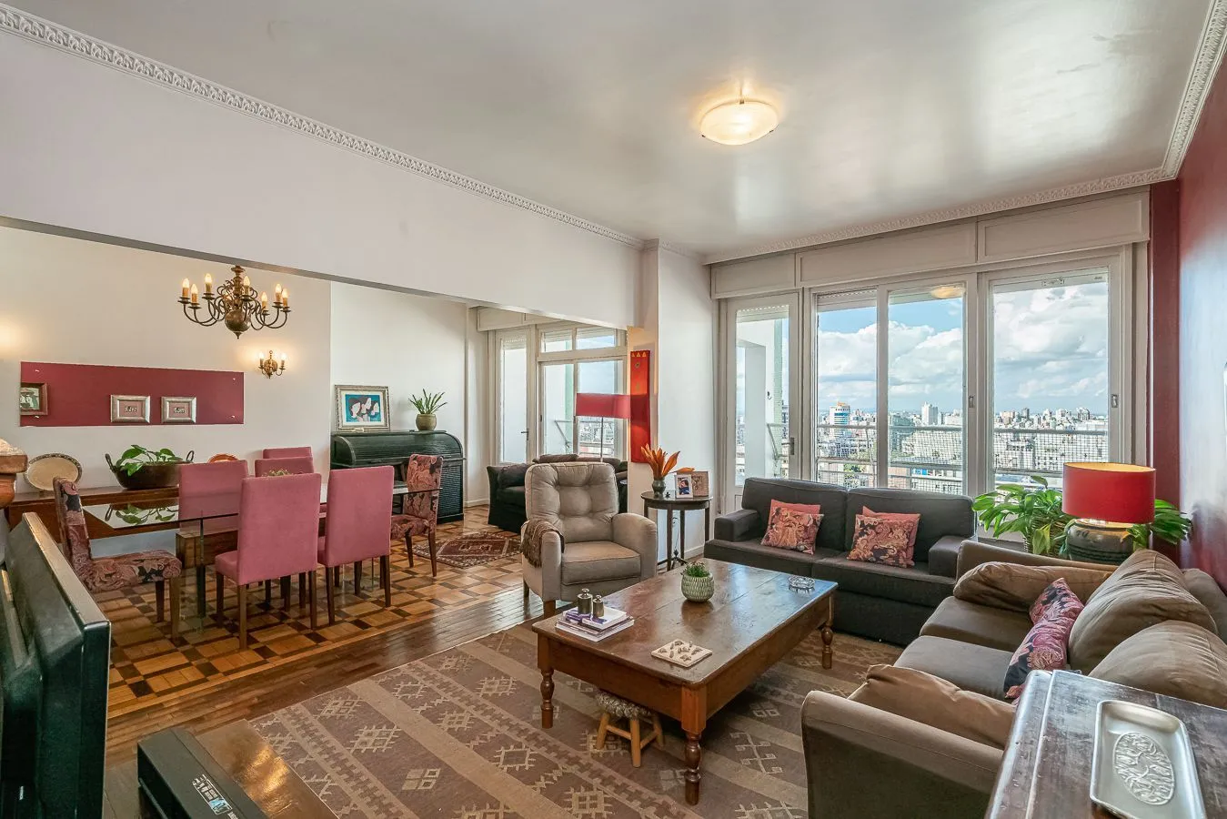 Imagem Vende-se apartamento com 3 quartos( 1 suíte), 160m² e 1 vaga - Independência