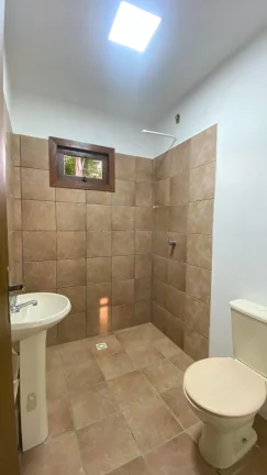 Imagem Casa à venda em Garopaba-SC, 2 quartos, 1 suíte, 1 vaga de garagem, 80m² - Jardim Panorâmico!