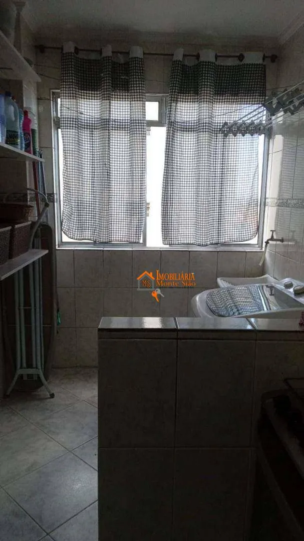 Imagem Apartamento à venda, 63 m² por R$ 211.999,00 - Mikail II - Guarulhos/SP
