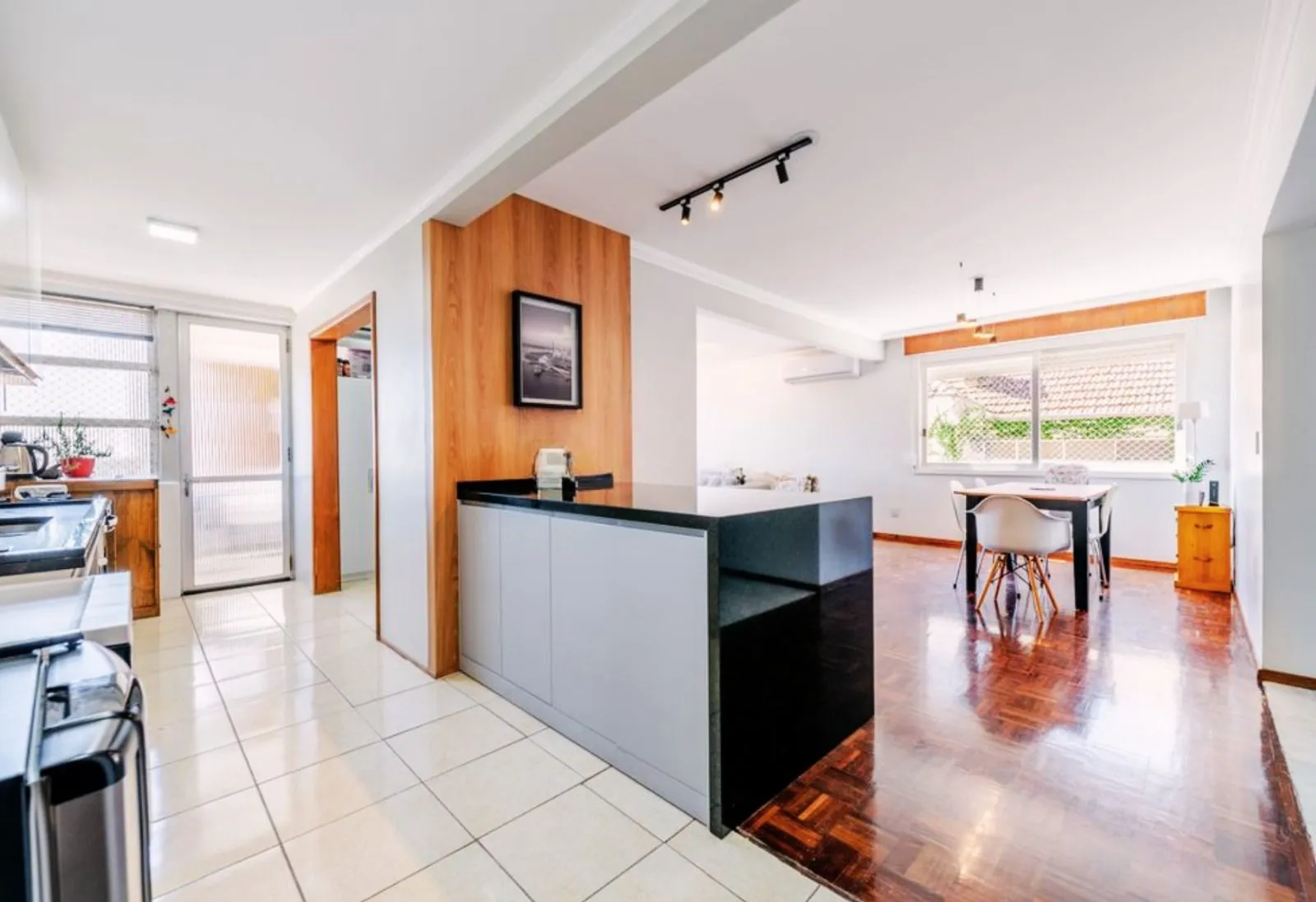Imagem Apartamento com 164.55m², 3 dorm, Moinhos de Vento