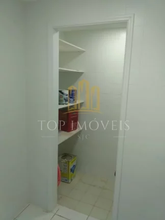 Imagem Oportunidade Única! Apartamento de 3 Dormitórios em Localização Privilegiada Se você busca espaço, conforto e praticidade, este apartamento é a escolha perfeita!