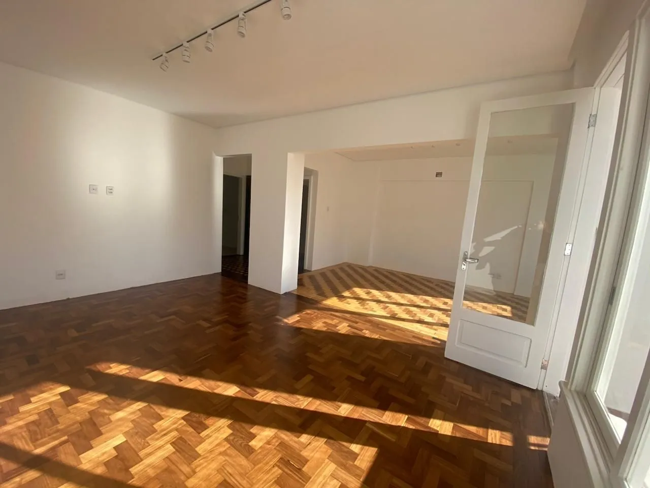Imagem Apartamento a venda 2 suítes bairro Independência