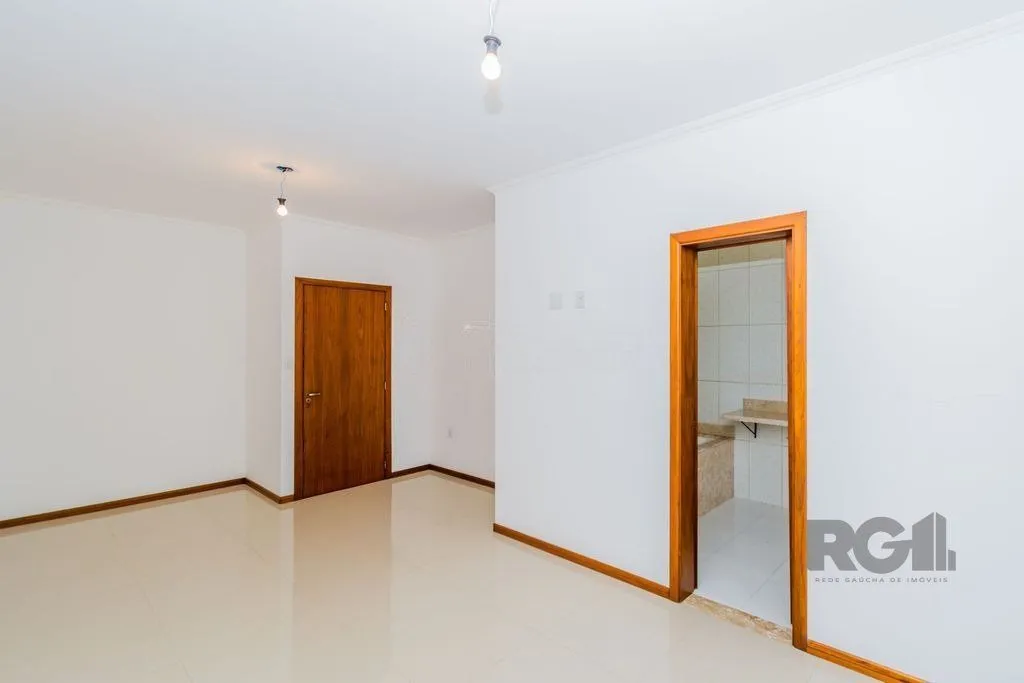 Imagem Casa 320m², 3 dormitórios, 3 vagas no bairro Jardim Itu