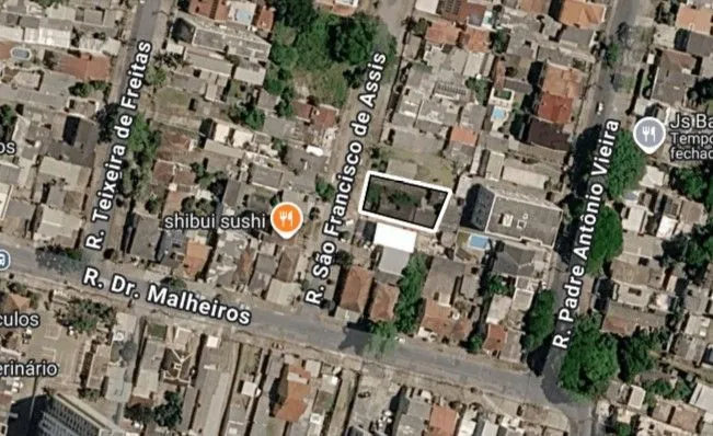 Imagem Terreno com 484m² no Bairro Santo Antonio
