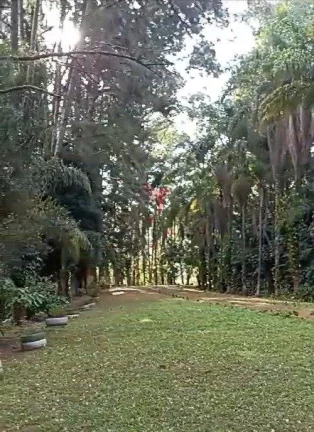 Sítio em Mairiporã com 5 casas grandes, 19600 mts² , todo cercado, água e poço