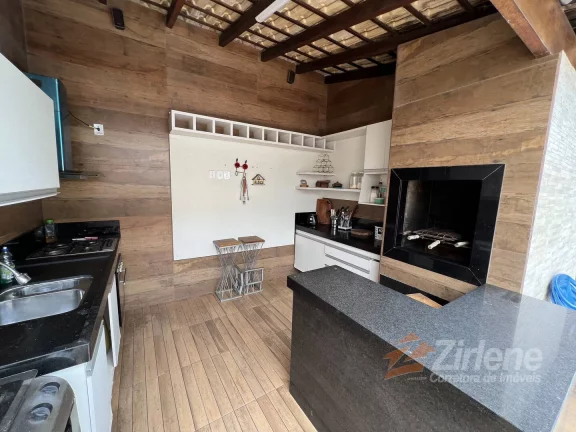 Imagem CASA COM ÁREA DE LAZER COMPLETA EM SANTA MÔNICA GUARAPARI...