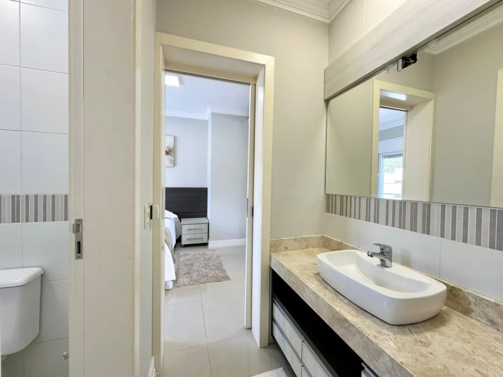 Imagem Casa em Condominio 5 Dormitórios - Bairro Morada do Sol