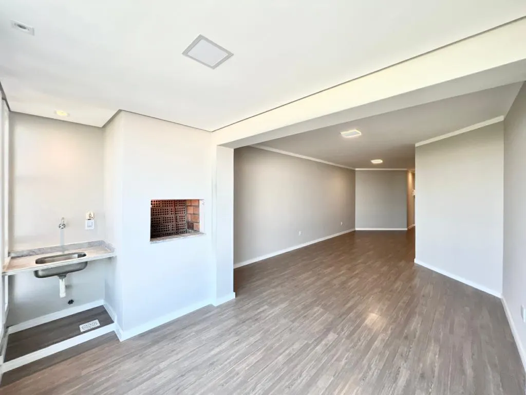 Imagem Apartamento 3Dormitórios dependência - Bairro Zona Nova